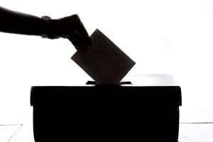 AFP: Ilia Iaşin îi îndeamnă pe ruşii anti-război să voteze împotriva partidului lui Putin